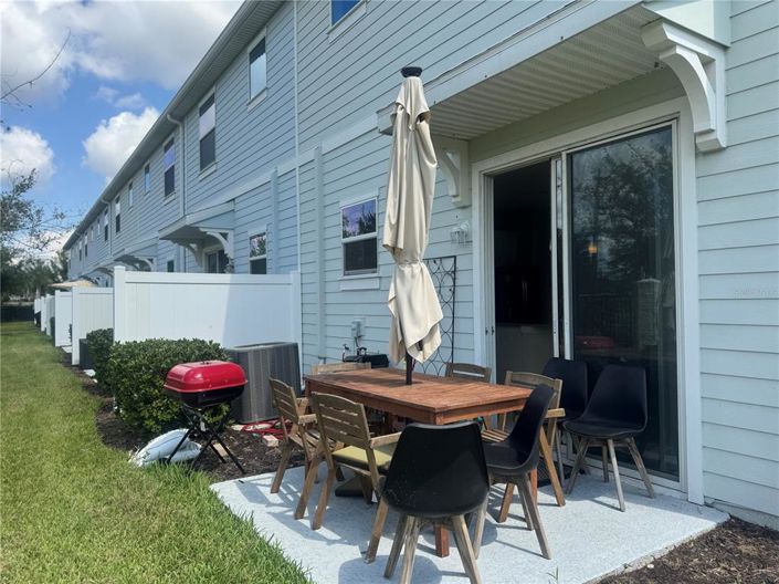 Image No.17-3 Bed Townhouse for sale