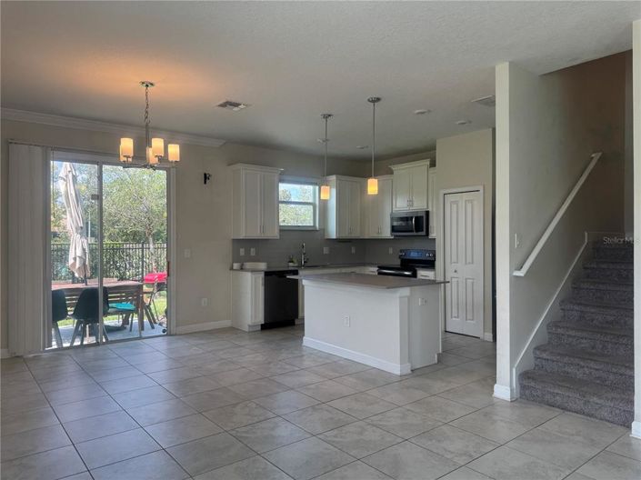 Image No.7-3 Bed Townhouse for sale