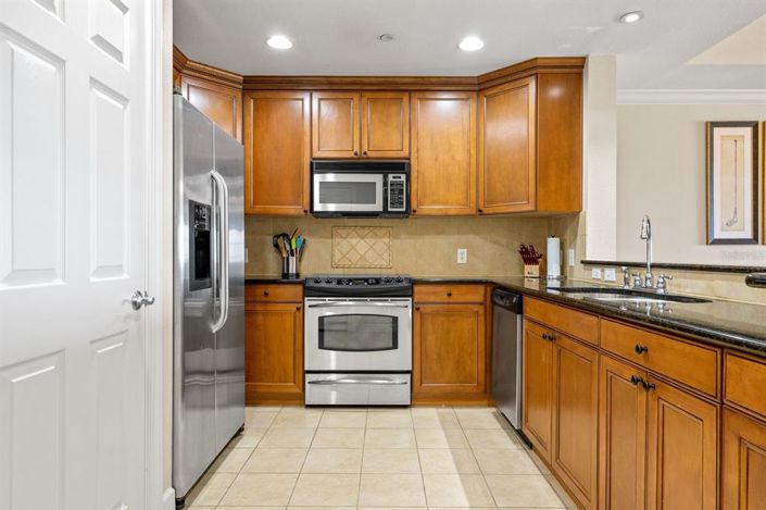 Image No.9-3 Bed Property for sale