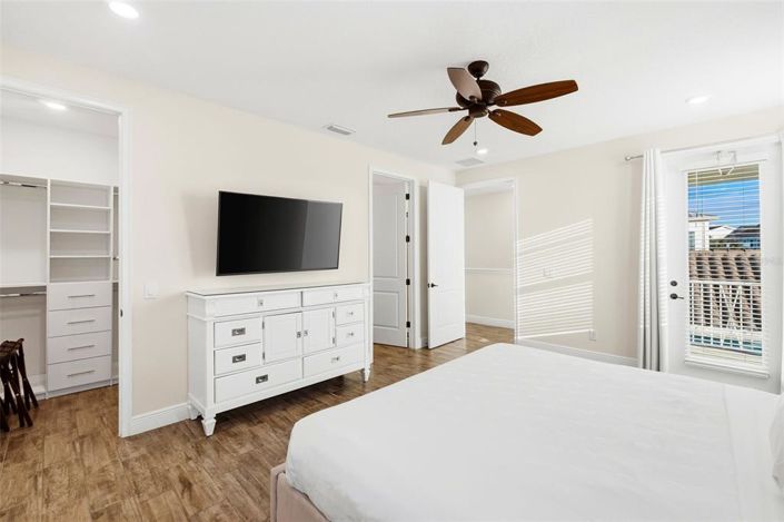 Image No.16-5 Bed Property for sale