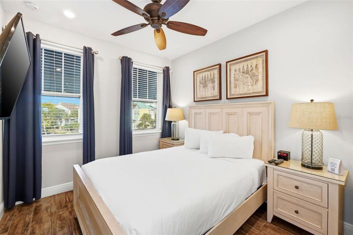 Image No.27-5 Bed Property for sale