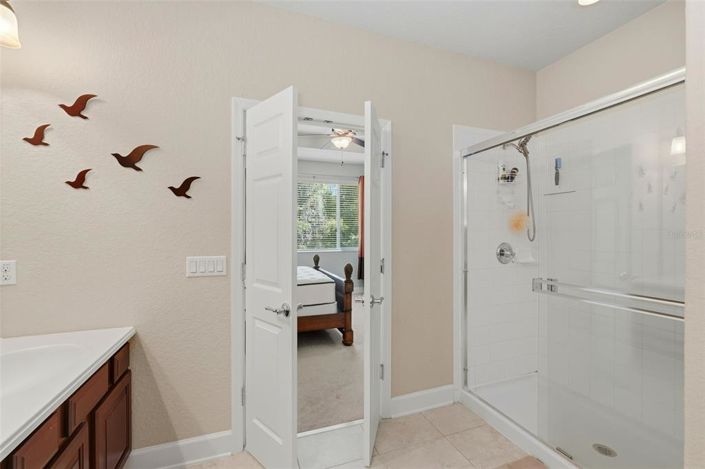 Image No.24-3 Bed Property for sale