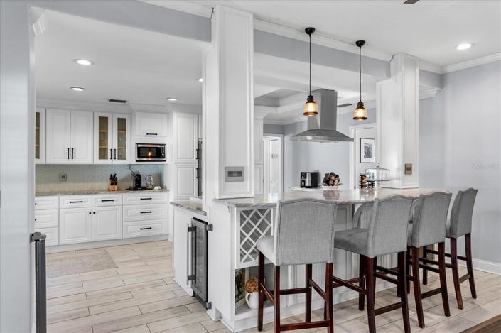 Image No.4-4 Bed Property for sale