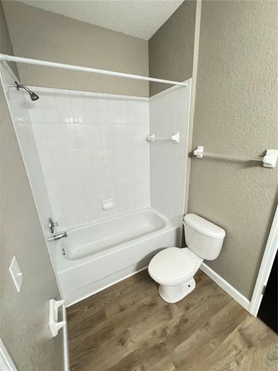 Image No.20-4 Bed Property for sale