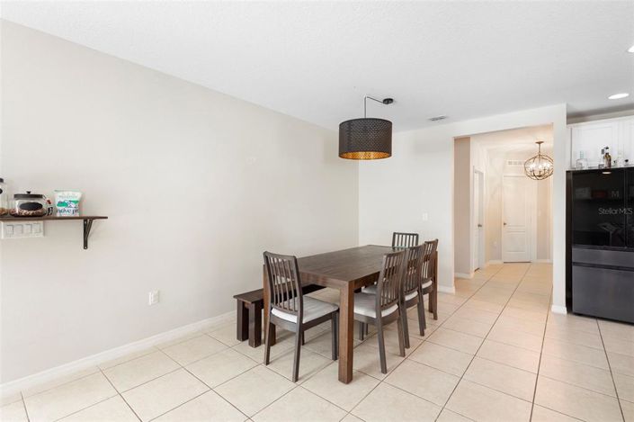 Image No.17-3 Bed Property for sale