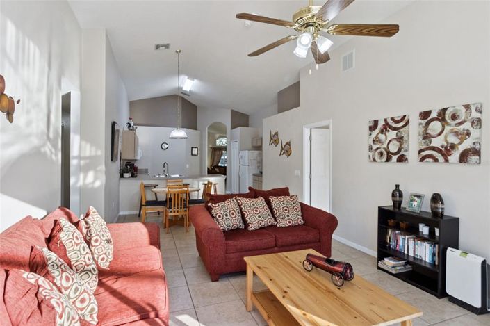 Image No.24-4 Bed Property for sale