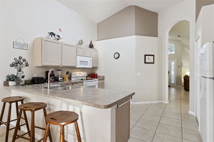 Image No.27-4 Bed Property for sale