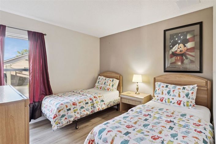 Image No.37-4 Bed Property for sale