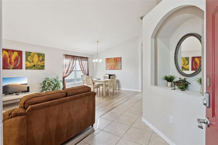 Image No.4-4 Bed Property for sale