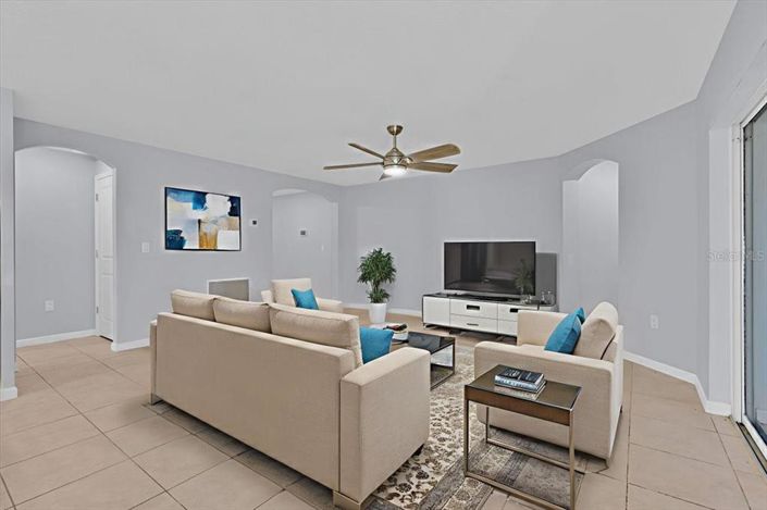 Image No.15-4 Bed Property for sale