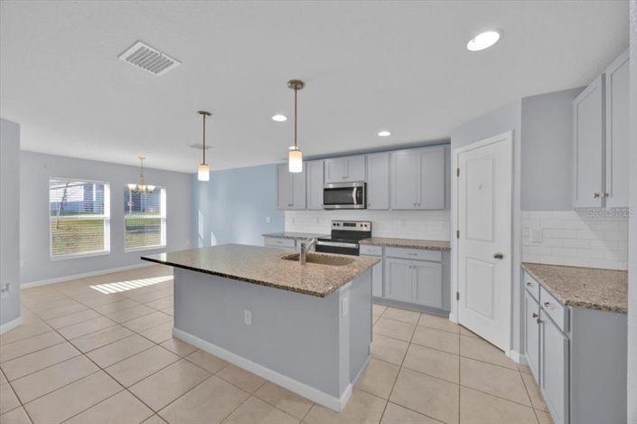 Image No.20-4 Bed Property for sale