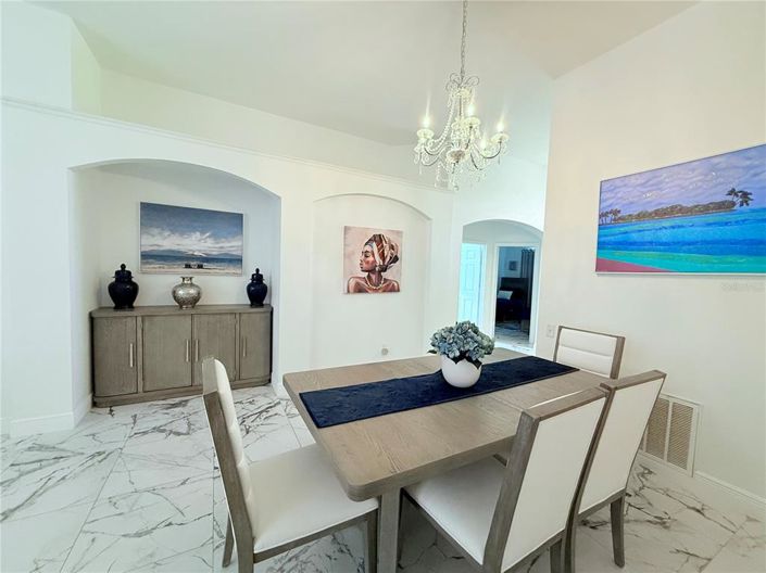 Image No.13-4 Bed Property for sale