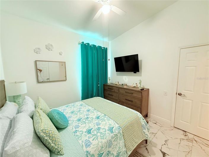 Image No.17-4 Bed Property for sale