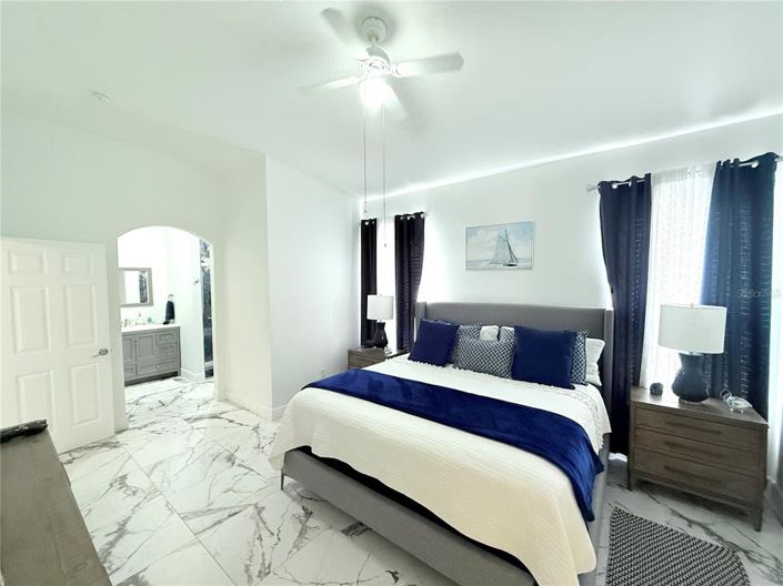 Image No.26-4 Bed Property for sale