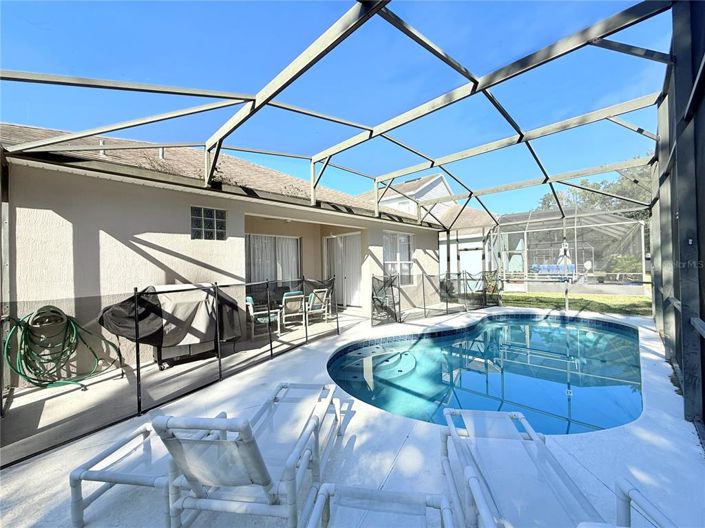 Image No.32-4 Bed Property for sale