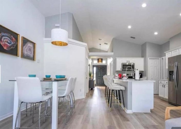 Image No.26-4 Bed Property for sale