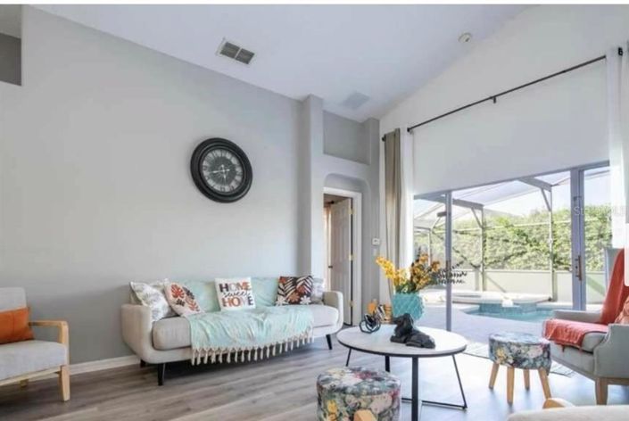 Image No.32-4 Bed Property for sale