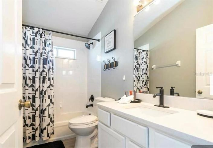 Image No.34-4 Bed Property for sale