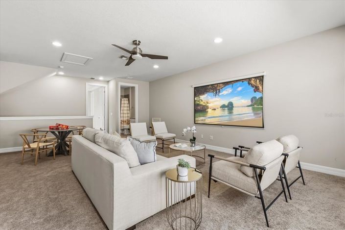 Image No.24-3 Bed Property for sale