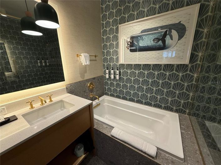 Image No.9-1 Bed Property for sale