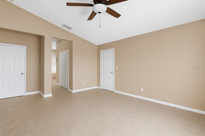 Image No.13-4 Bed Property for sale