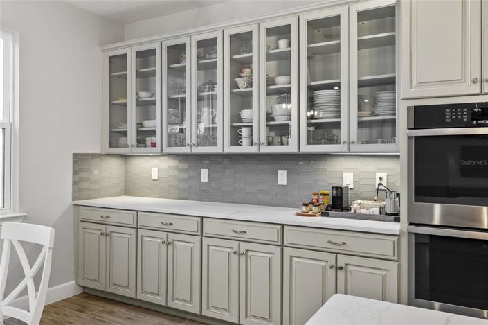 Image No.23-5 Bed Property for sale