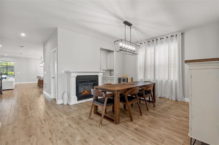 Image No.6-5 Bed Property for sale