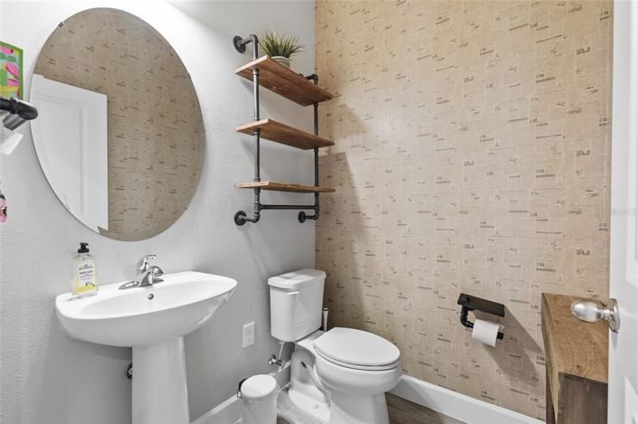 Image No.9-5 Bed Property for sale