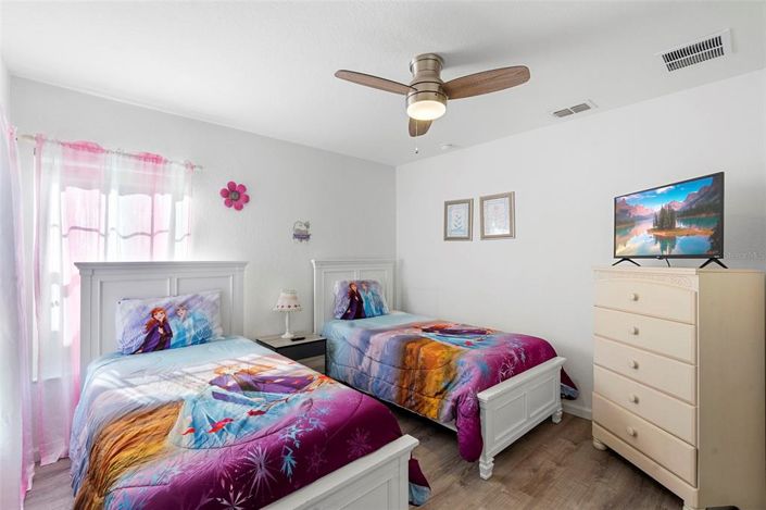 Image No.31-5 Bed Property for sale