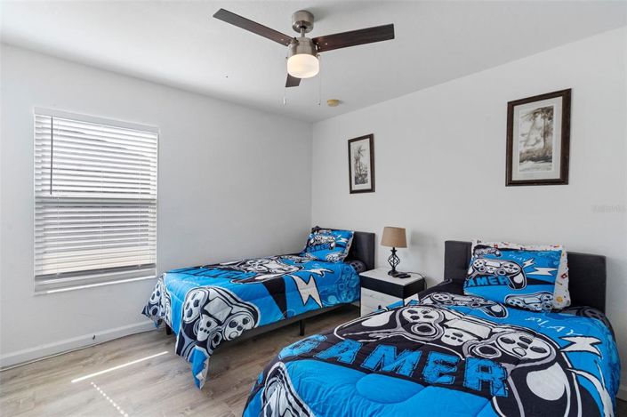 Image No.34-5 Bed Property for sale