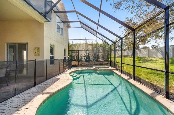 Image No.44-5 Bed Property for sale