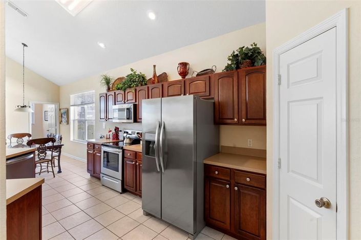 Image No.7-5 Bed Property for sale