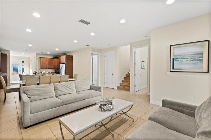 Image No.5-Propriété de 8 chambres à vendre à Kissimmee