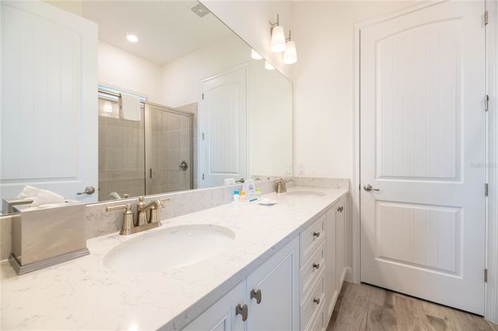 Image No.18-Propriété de 6 chambres à vendre à Kissimmee