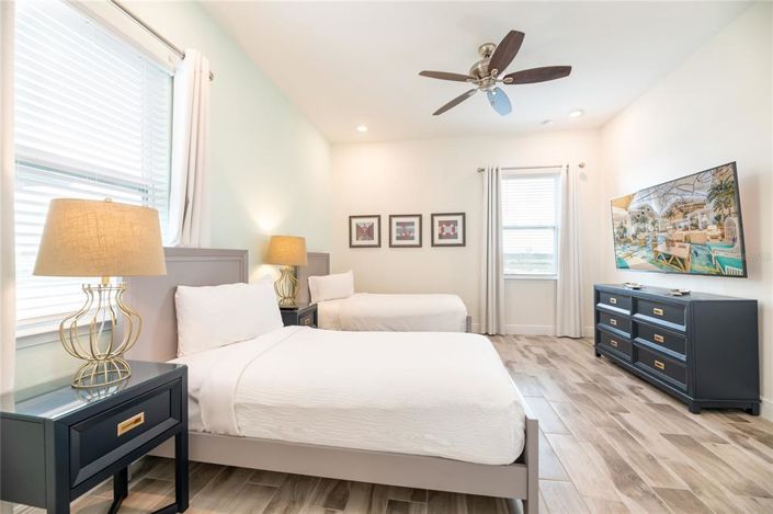 Image No.9-Propriété de 6 chambres à vendre à Kissimmee