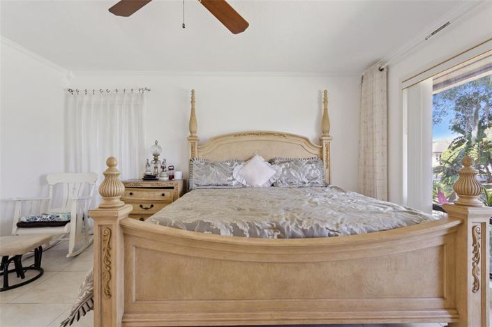 Image No.19-2 Bed Property for sale