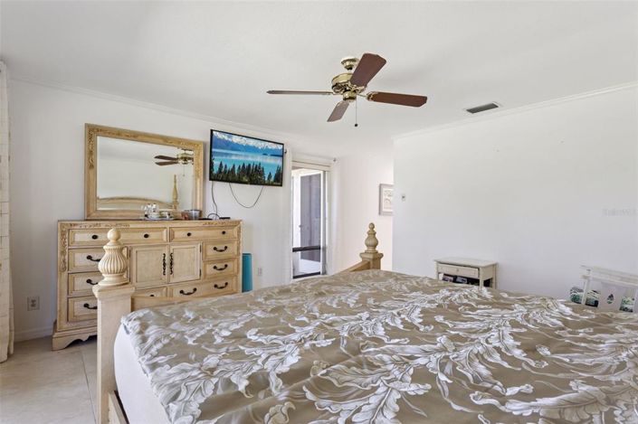 Image No.21-2 Bed Property for sale