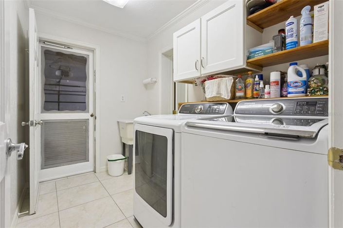 Image No.28-2 Bed Property for sale