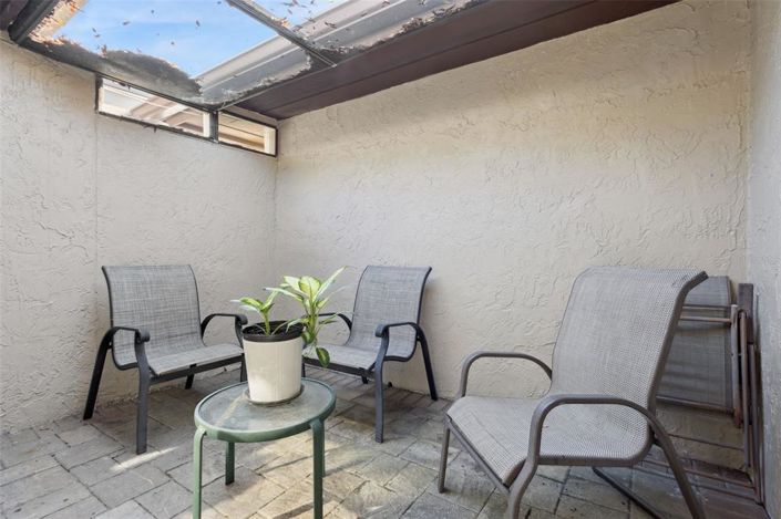 Image No.31-2 Bed Property for sale