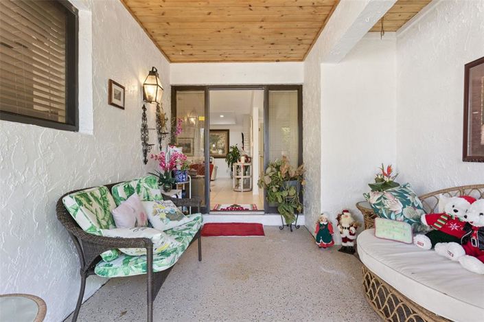 Image No.4-2 Bed Property for sale