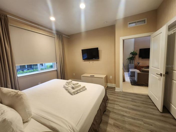 Image No.16-4 Bed Townhouse for sale