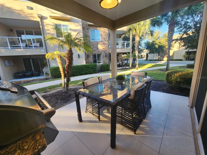 Image No.17-4 Bed Townhouse for sale