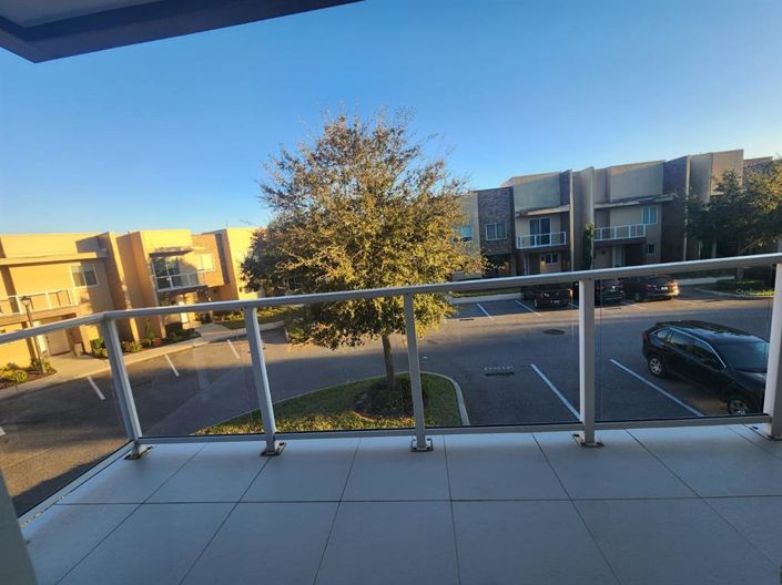 Image No.27-4 Bed Townhouse for sale