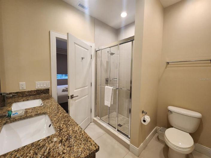 Image No.36-4 Bed Townhouse for sale