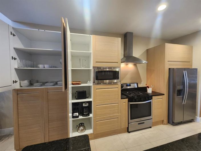 Image No.5-4 Bed Townhouse for sale