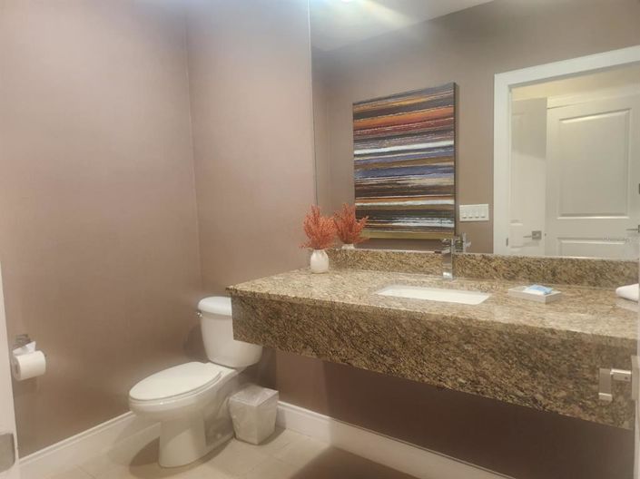 Image No.7-4 Bed Townhouse for sale