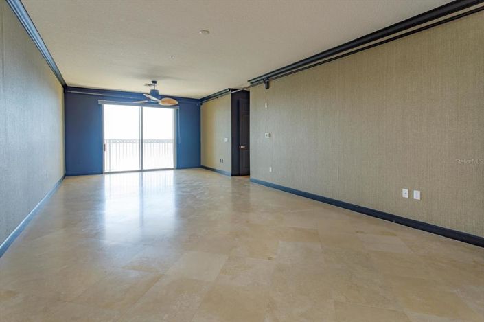 Image No.26-3 Bed Property for sale