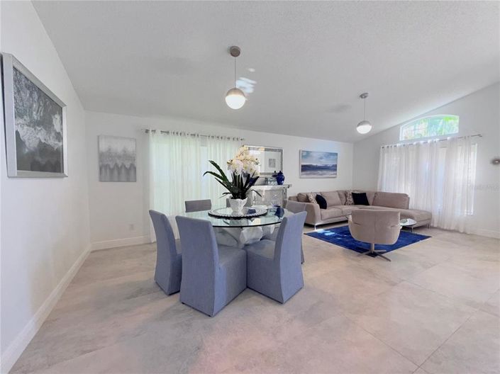 Image No.10-Propriété de 4 chambres à vendre à Kissimmee