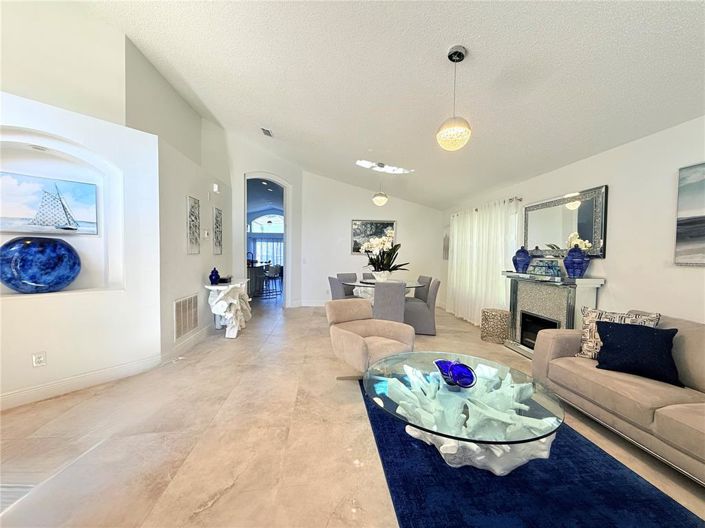 Image No.8-Propriété de 4 chambres à vendre à Kissimmee