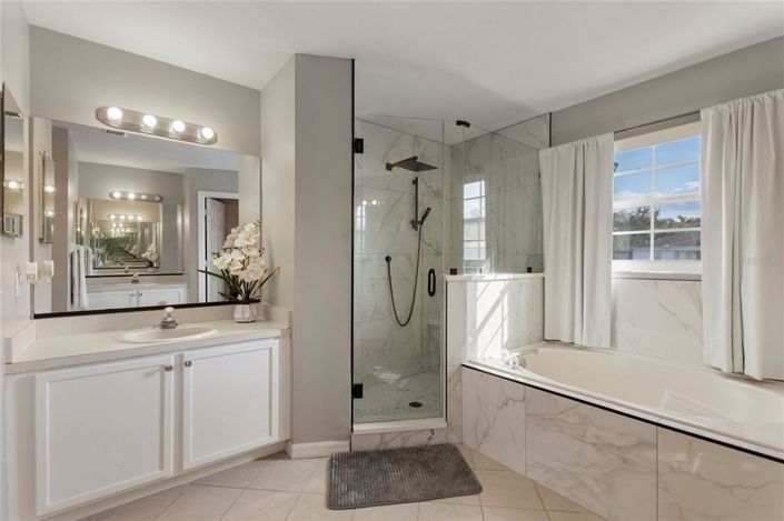 Image No.21-5 Bed Property for sale